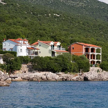 Vukelic Apartment *