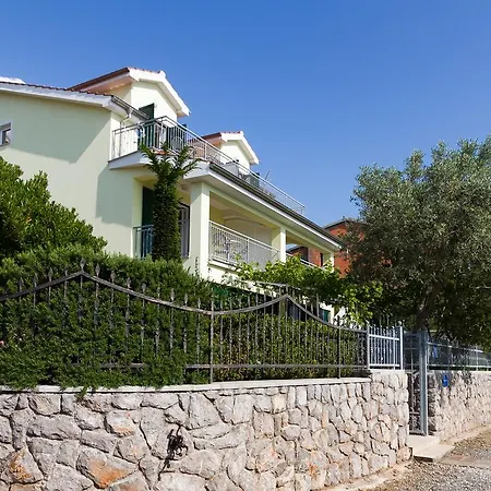 Vukelic Apartment Klenovica