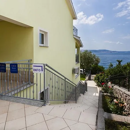 Apartment Vukelic *