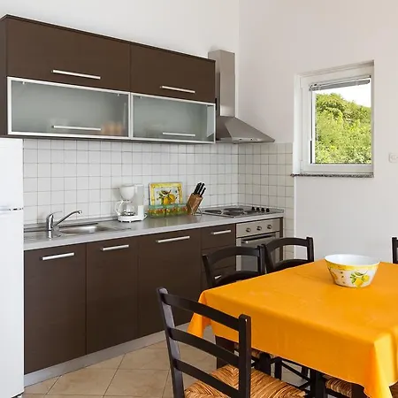 Apartment Vukelic Klenovica
