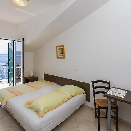 Apartment Vukelic Klenovica