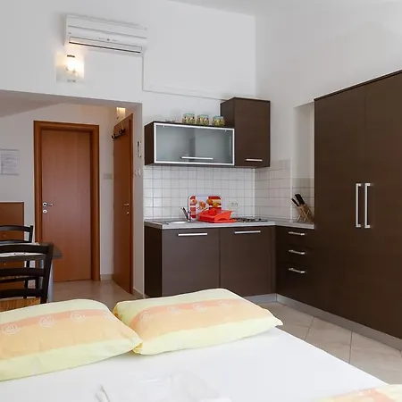 Vukelic Apartment *